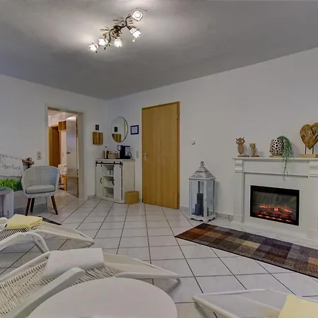 Apartment Grosse Familienwohnung Mit Terrasse